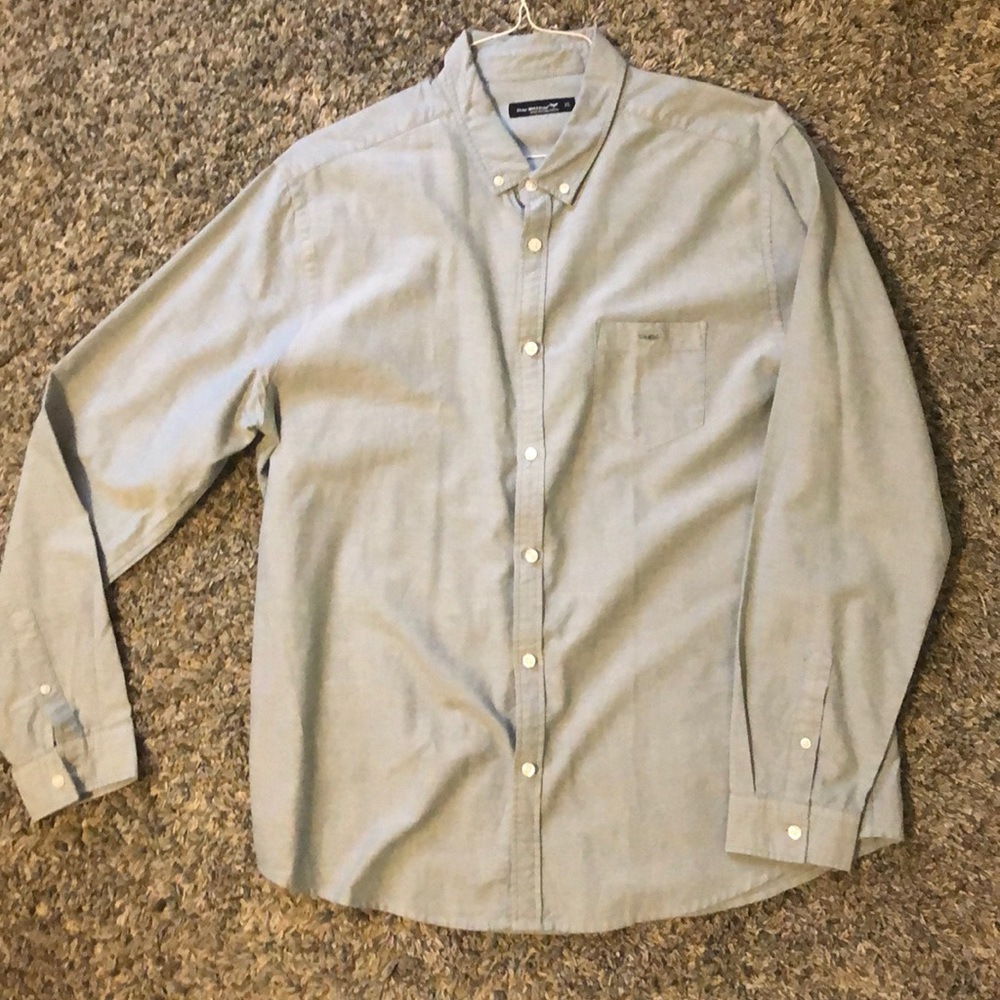 Men’s light blue casual button down
